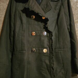 Dark green Crown & ivy peacoat!
